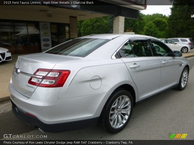 Ingot Silver Metallic / Charcoal Black 2015 Ford Taurus Limited