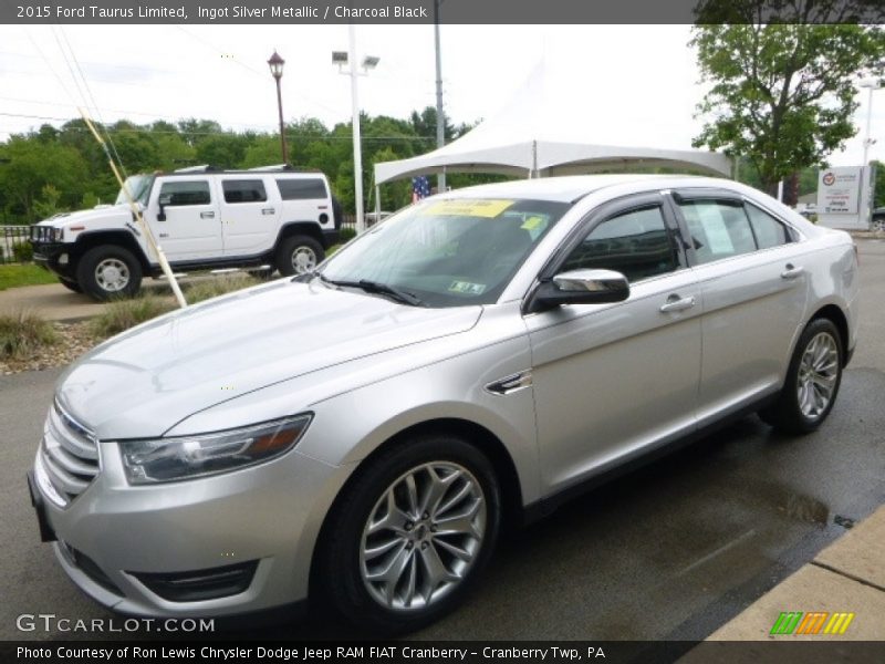 Ingot Silver Metallic / Charcoal Black 2015 Ford Taurus Limited