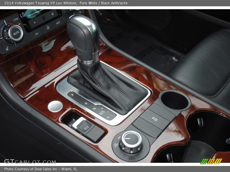 Pure White / Black Anthracite 2014 Volkswagen Touareg V6 Lux 4Motion