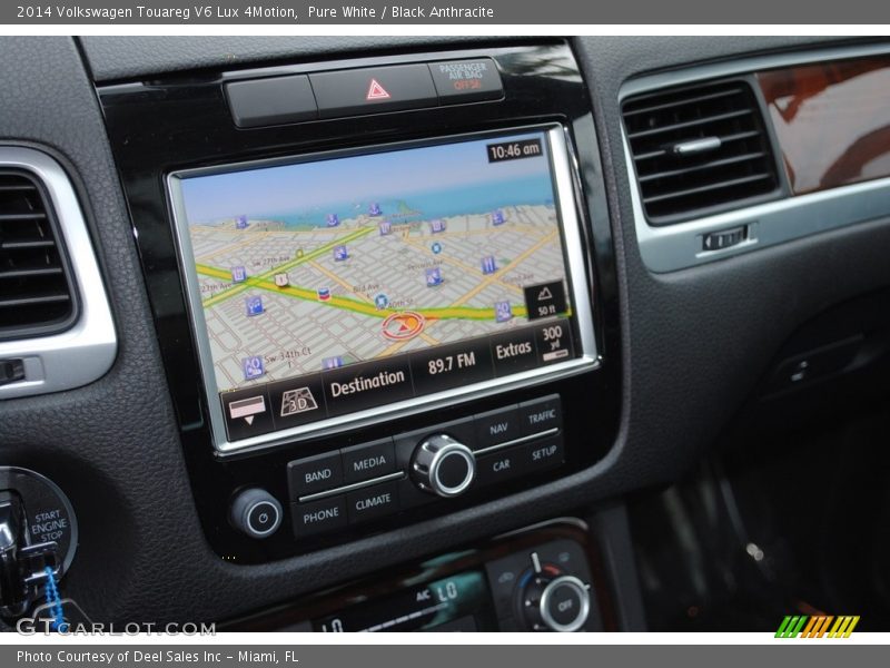 Pure White / Black Anthracite 2014 Volkswagen Touareg V6 Lux 4Motion