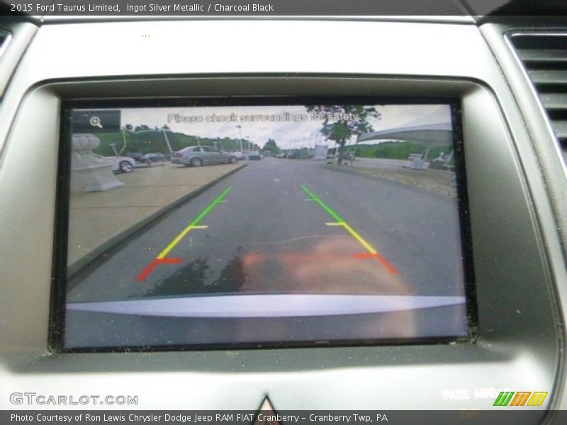 Ingot Silver Metallic / Charcoal Black 2015 Ford Taurus Limited