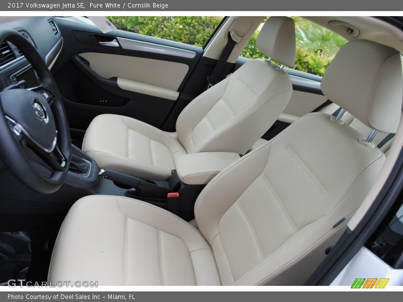 Pure White / Cornsilk Beige 2017 Volkswagen Jetta SE
