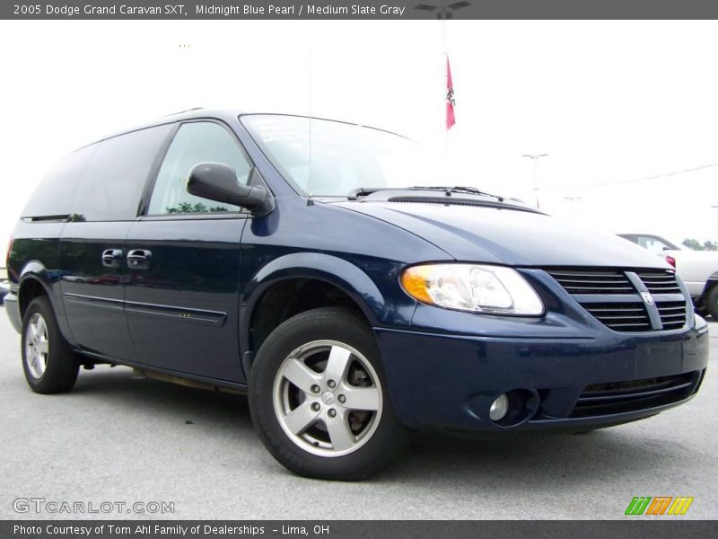 Midnight Blue Pearl / Medium Slate Gray 2005 Dodge Grand Caravan SXT