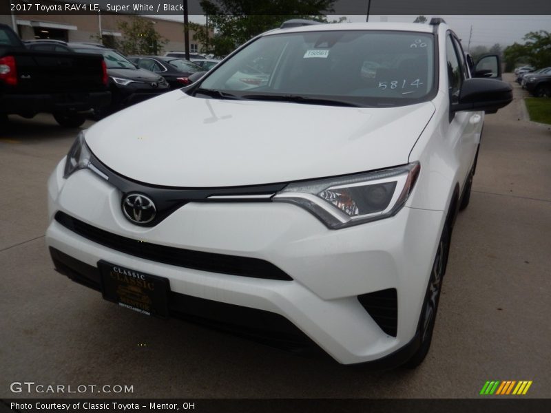 Super White / Black 2017 Toyota RAV4 LE