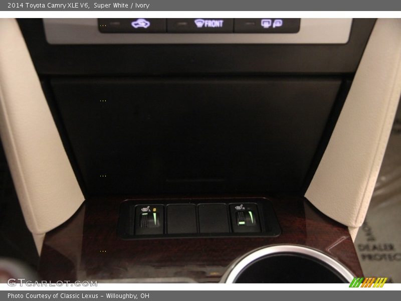Super White / Ivory 2014 Toyota Camry XLE V6