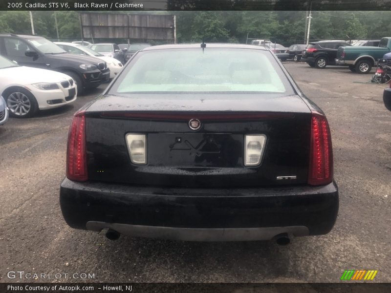 Black Raven / Cashmere 2005 Cadillac STS V6