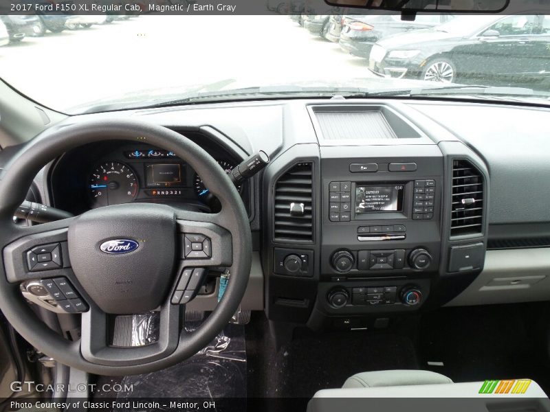 Magnetic / Earth Gray 2017 Ford F150 XL Regular Cab
