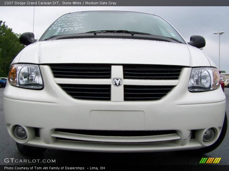 Stone White / Medium Slate Gray 2007 Dodge Grand Caravan SXT