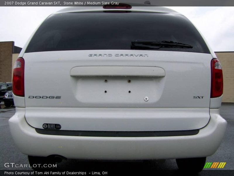 Stone White / Medium Slate Gray 2007 Dodge Grand Caravan SXT