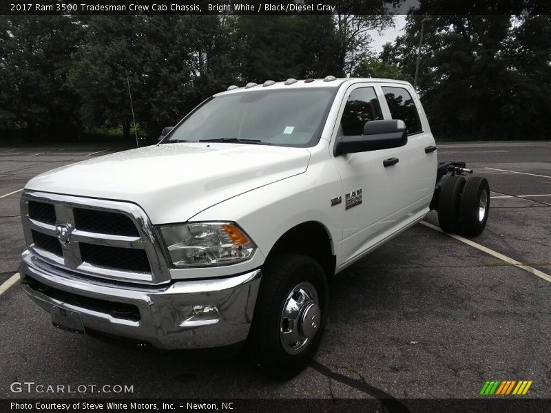 Bright White / Black/Diesel Gray 2017 Ram 3500 Tradesman Crew Cab Chassis