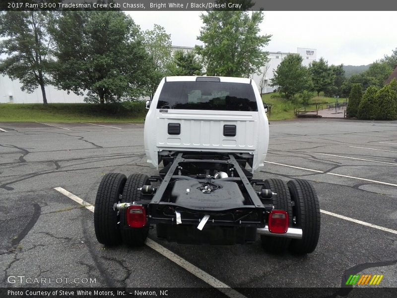 Bright White / Black/Diesel Gray 2017 Ram 3500 Tradesman Crew Cab Chassis