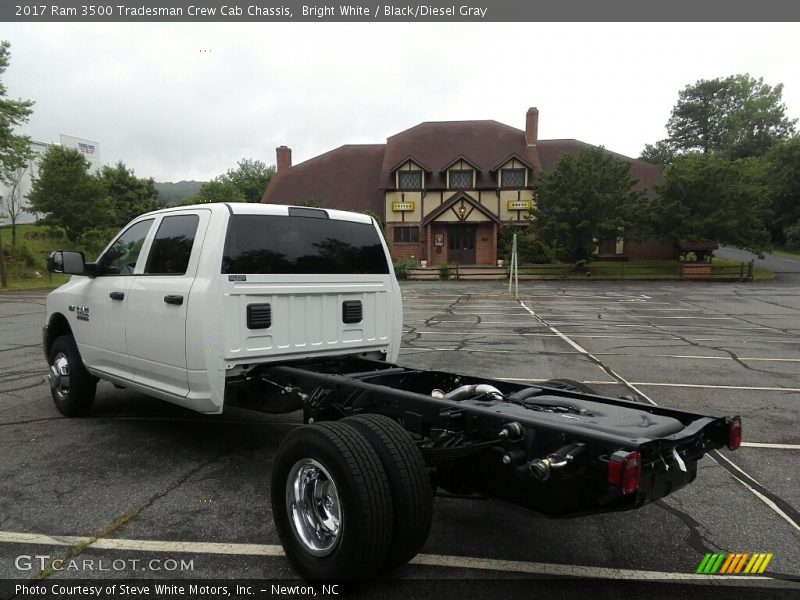 Bright White / Black/Diesel Gray 2017 Ram 3500 Tradesman Crew Cab Chassis