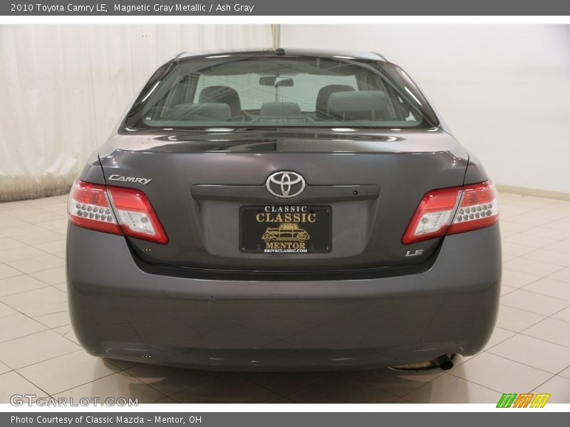 Magnetic Gray Metallic / Ash Gray 2010 Toyota Camry LE