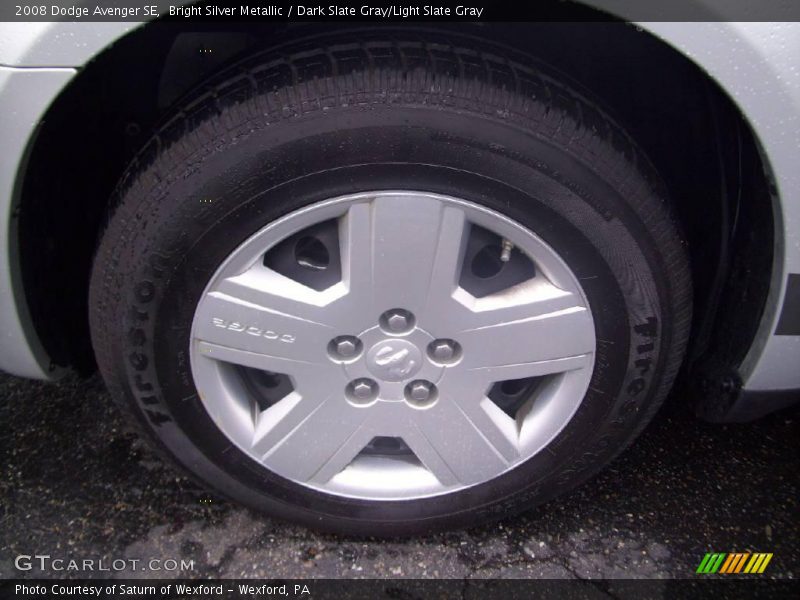 Bright Silver Metallic / Dark Slate Gray/Light Slate Gray 2008 Dodge Avenger SE