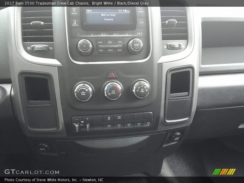 Bright White / Black/Diesel Gray 2017 Ram 3500 Tradesman Crew Cab Chassis