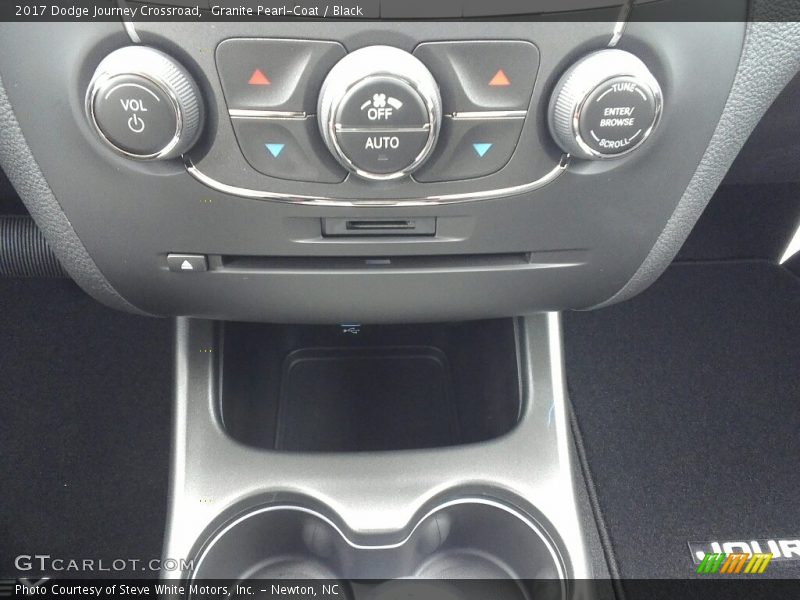 Granite Pearl-Coat / Black 2017 Dodge Journey Crossroad