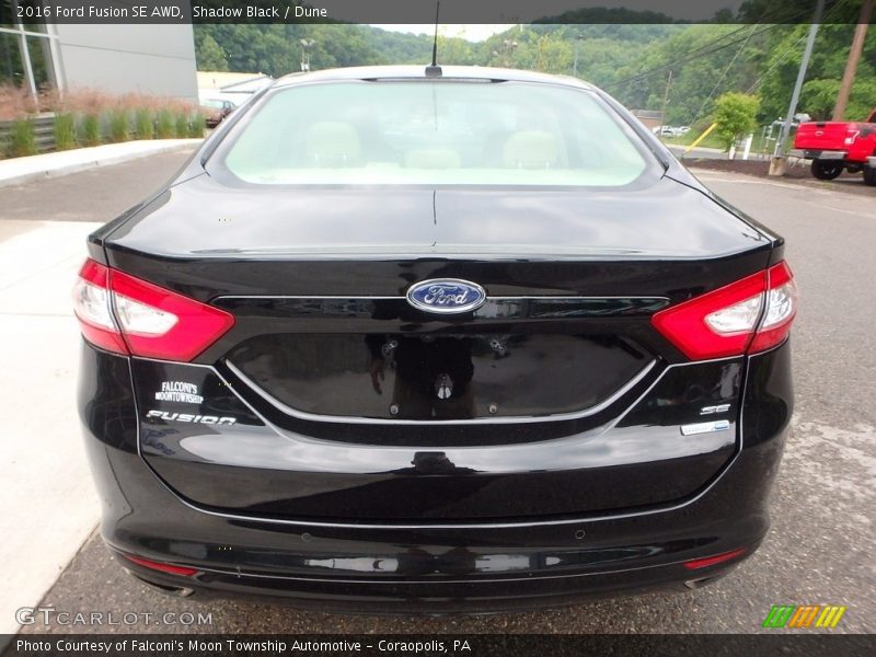 Shadow Black / Dune 2016 Ford Fusion SE AWD