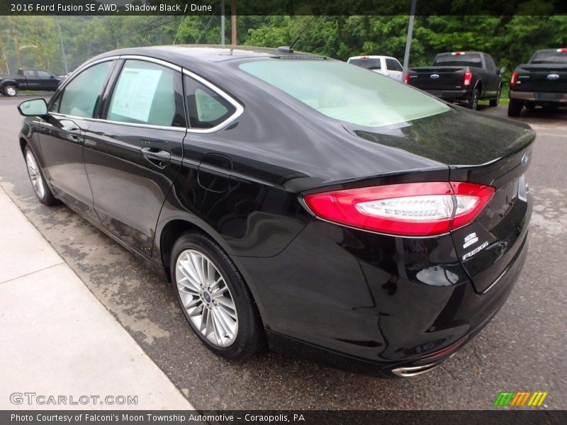 Shadow Black / Dune 2016 Ford Fusion SE AWD