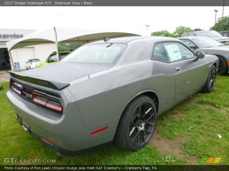 Destroyer Grey / Black 2017 Dodge Challenger R/T