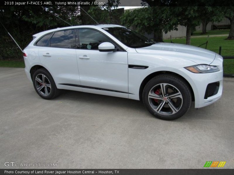 Yulong White Metallic / Ebony 2018 Jaguar F-PACE S AWD