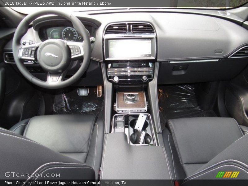 Yulong White Metallic / Ebony 2018 Jaguar F-PACE S AWD