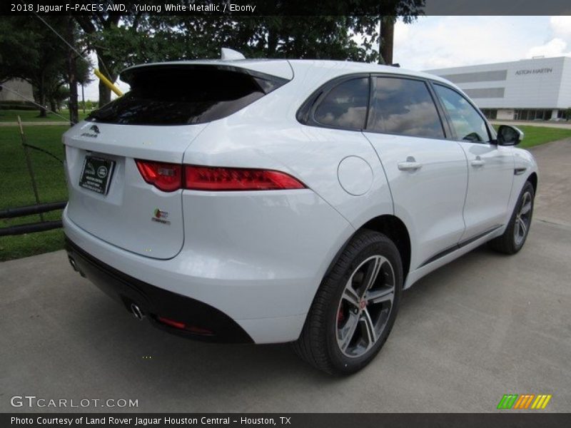 Yulong White Metallic / Ebony 2018 Jaguar F-PACE S AWD