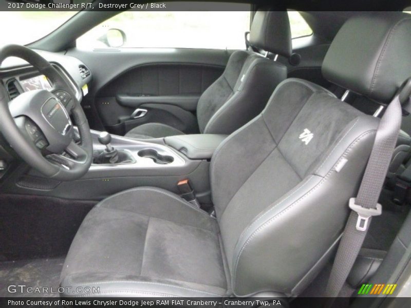 Destroyer Grey / Black 2017 Dodge Challenger R/T