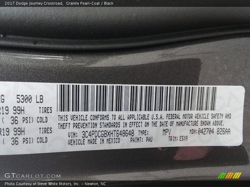 Granite Pearl-Coat / Black 2017 Dodge Journey Crossroad