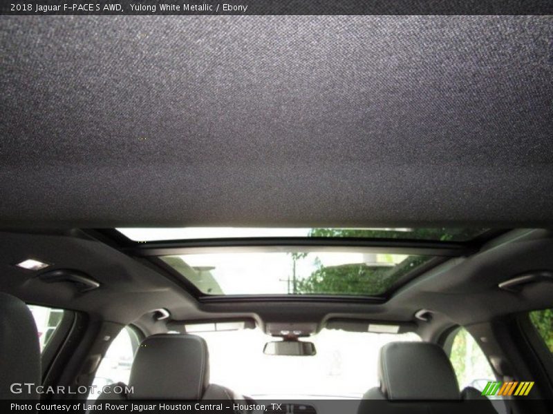 Yulong White Metallic / Ebony 2018 Jaguar F-PACE S AWD