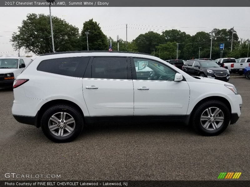 Summit White / Ebony 2017 Chevrolet Traverse LT AWD