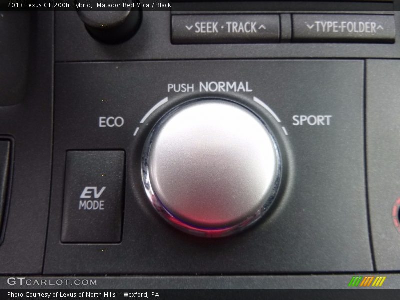 Matador Red Mica / Black 2013 Lexus CT 200h Hybrid