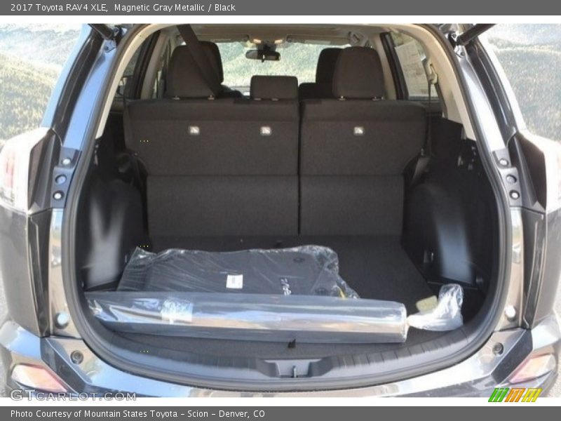 Magnetic Gray Metallic / Black 2017 Toyota RAV4 XLE