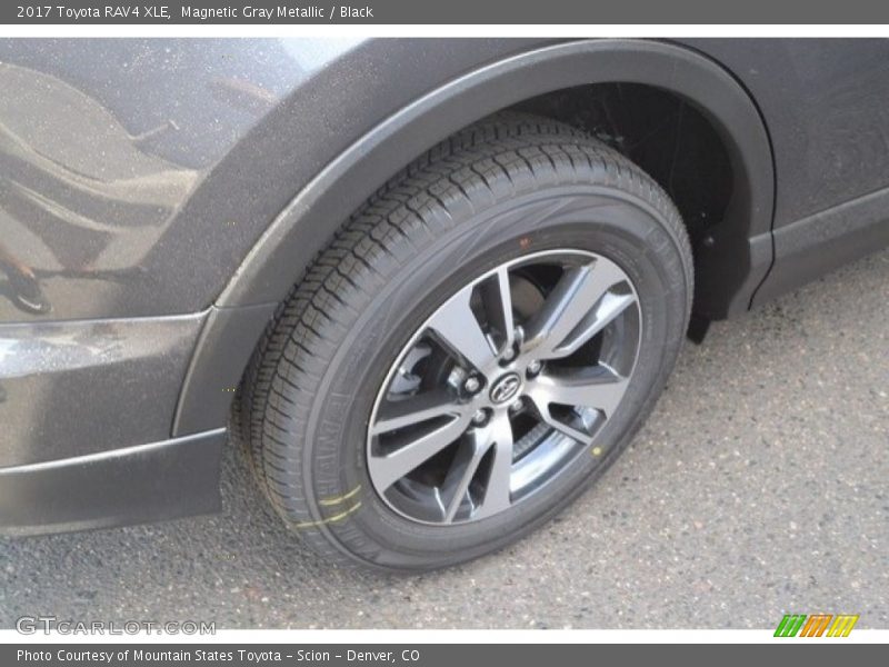 Magnetic Gray Metallic / Black 2017 Toyota RAV4 XLE