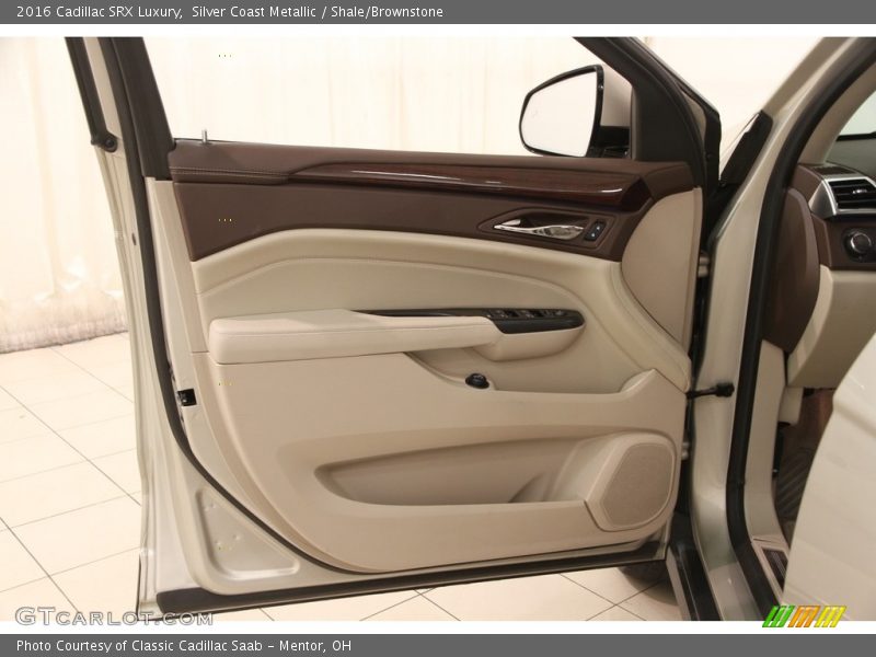 Silver Coast Metallic / Shale/Brownstone 2016 Cadillac SRX Luxury