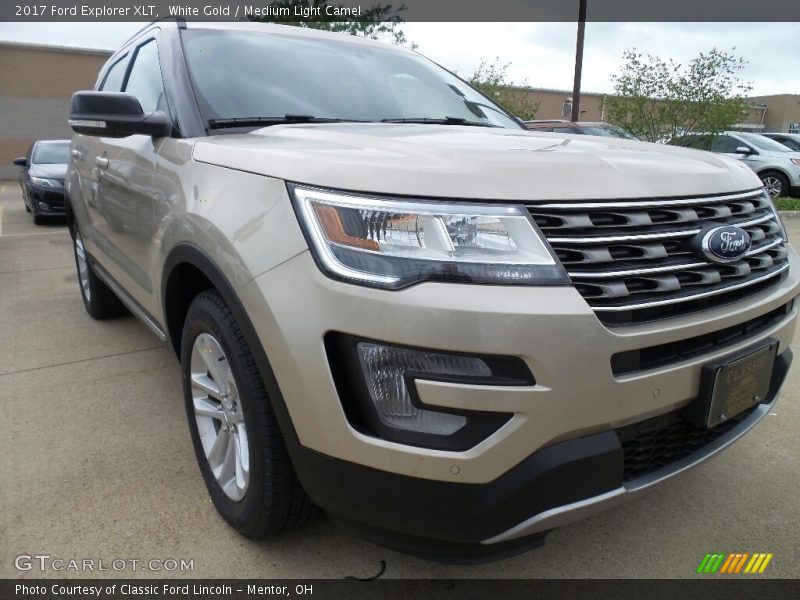 White Gold / Medium Light Camel 2017 Ford Explorer XLT