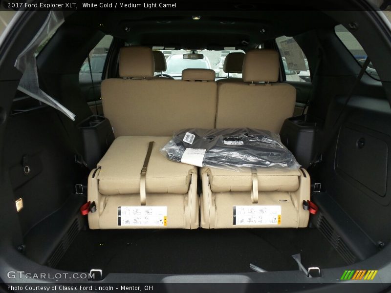 White Gold / Medium Light Camel 2017 Ford Explorer XLT