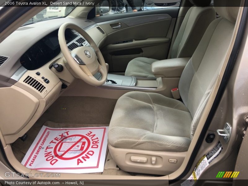 Desert Sand Mica / Ivory 2006 Toyota Avalon XL