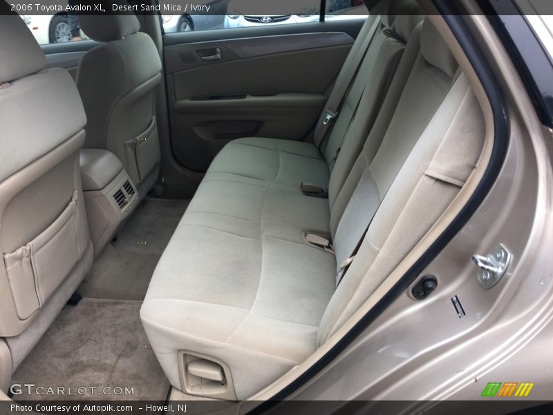 Desert Sand Mica / Ivory 2006 Toyota Avalon XL