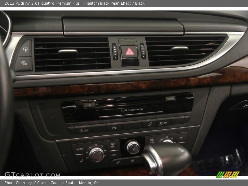 Phantom Black Pearl Effect / Black 2013 Audi A7 3.0T quattro Premium Plus