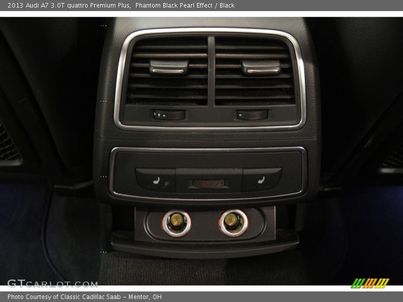 Phantom Black Pearl Effect / Black 2013 Audi A7 3.0T quattro Premium Plus