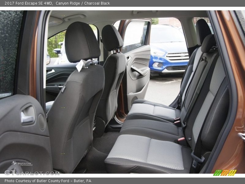 Canyon Ridge / Charcoal Black 2017 Ford Escape SE 4WD