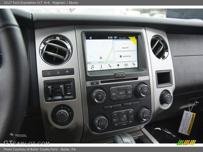 Magnetic / Ebony 2017 Ford Expedition XLT 4x4