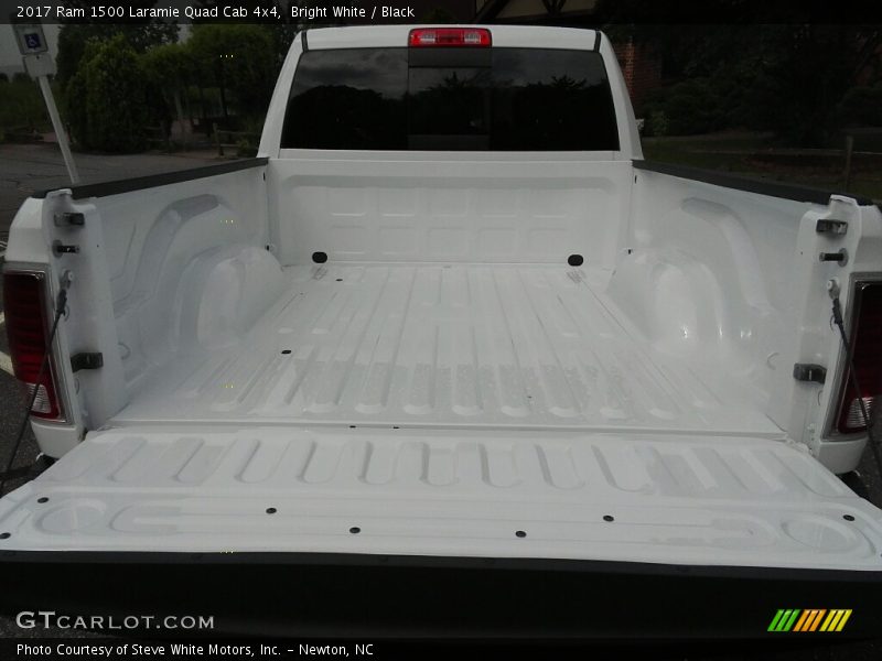 Bright White / Black 2017 Ram 1500 Laramie Quad Cab 4x4