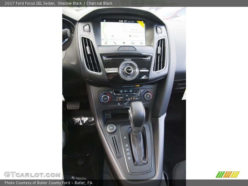 Shadow Black / Charcoal Black 2017 Ford Focus SEL Sedan
