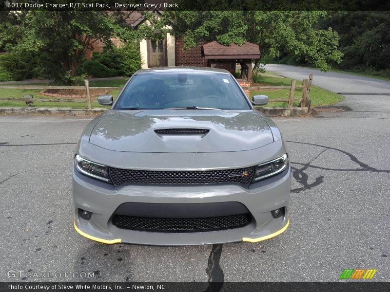 Destroyer Grey / Black 2017 Dodge Charger R/T Scat Pack