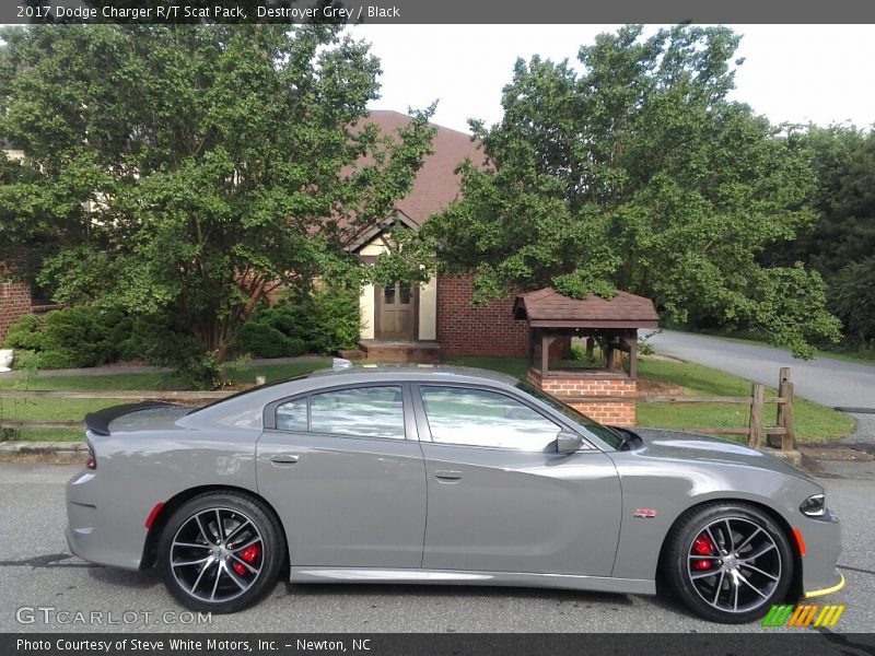  2017 Charger R/T Scat Pack Destroyer Grey
