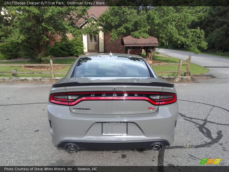 Destroyer Grey / Black 2017 Dodge Charger R/T Scat Pack