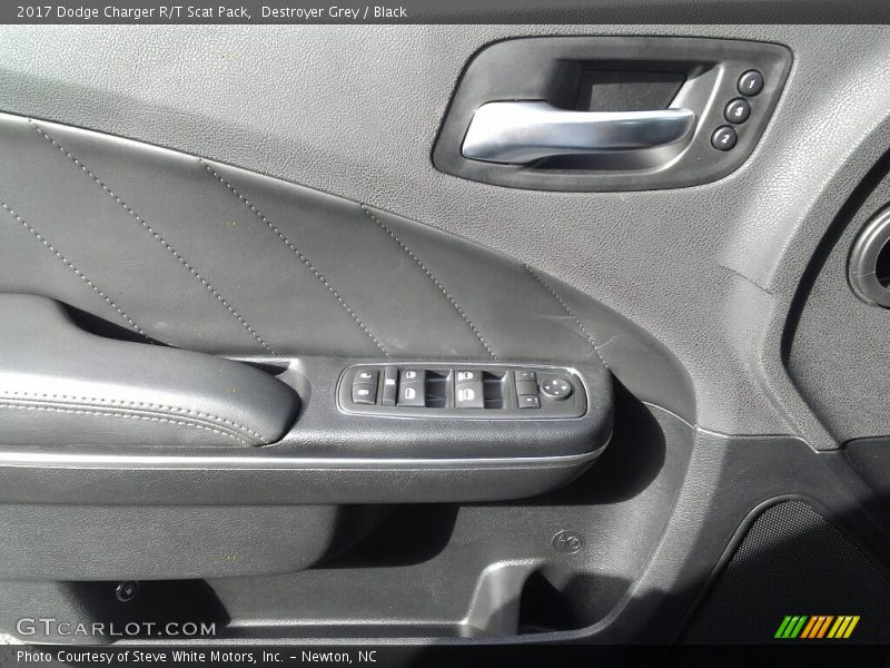 Destroyer Grey / Black 2017 Dodge Charger R/T Scat Pack