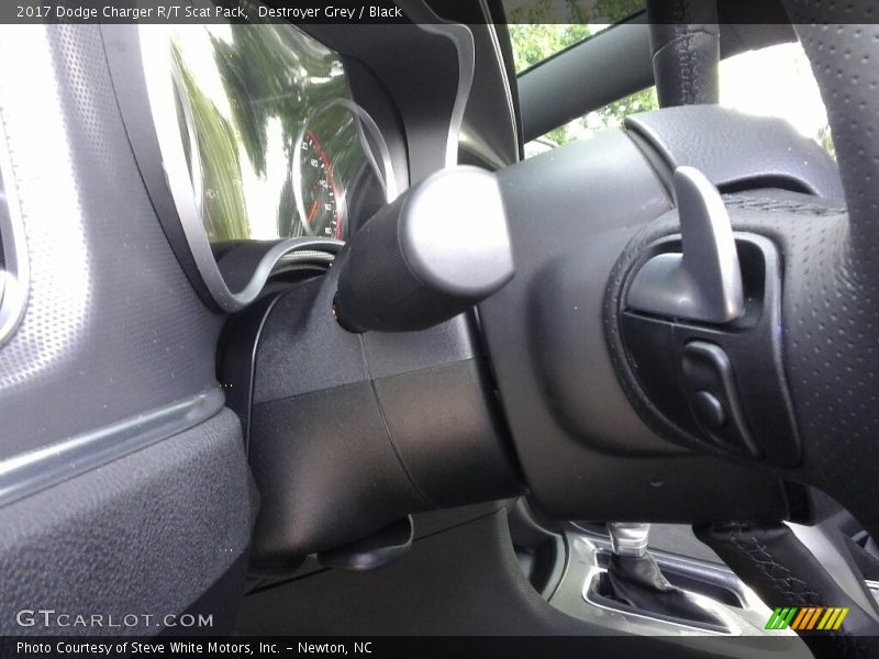 Destroyer Grey / Black 2017 Dodge Charger R/T Scat Pack