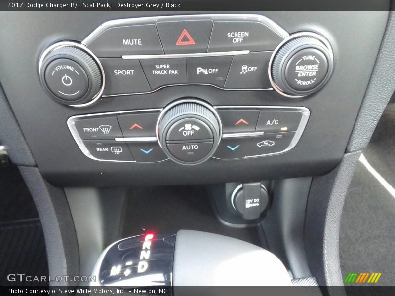 Controls of 2017 Charger R/T Scat Pack